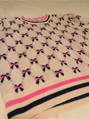Cream Crewneck Sweater with Pink & Navy Bow Motif